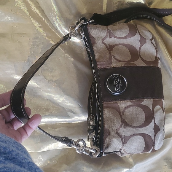 COACH LADIES HANDBAG OR SHOULDER BAG - Picture 10 of 10